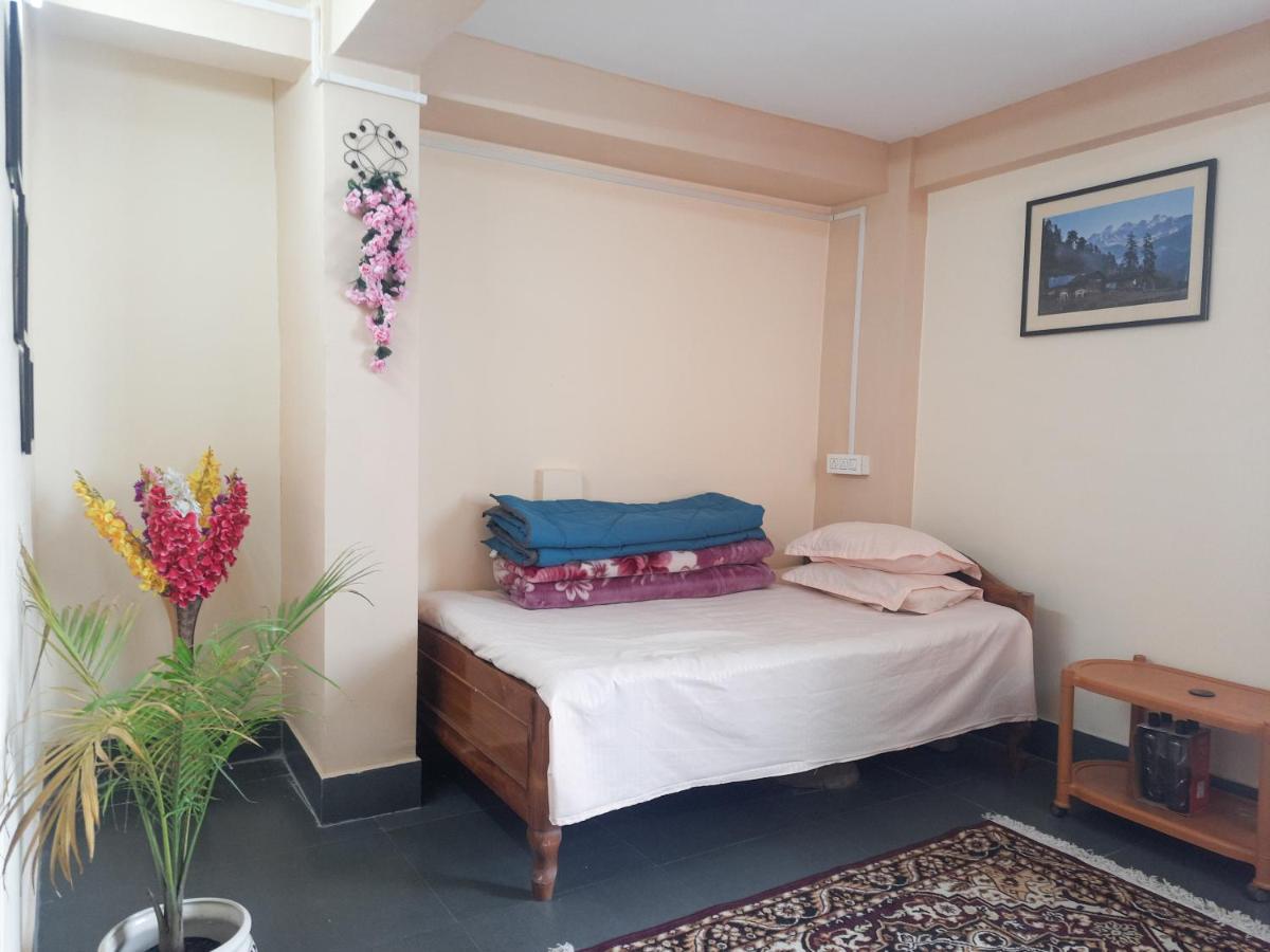 Neora Backpackers Hostel Darjeeling  Exterior photo